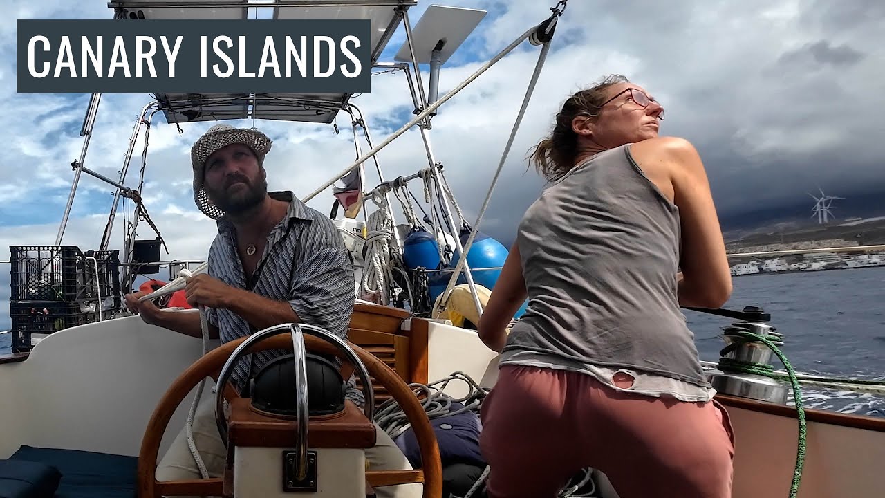 Life between islands: 40 nautical miles of full sails and smooth seas