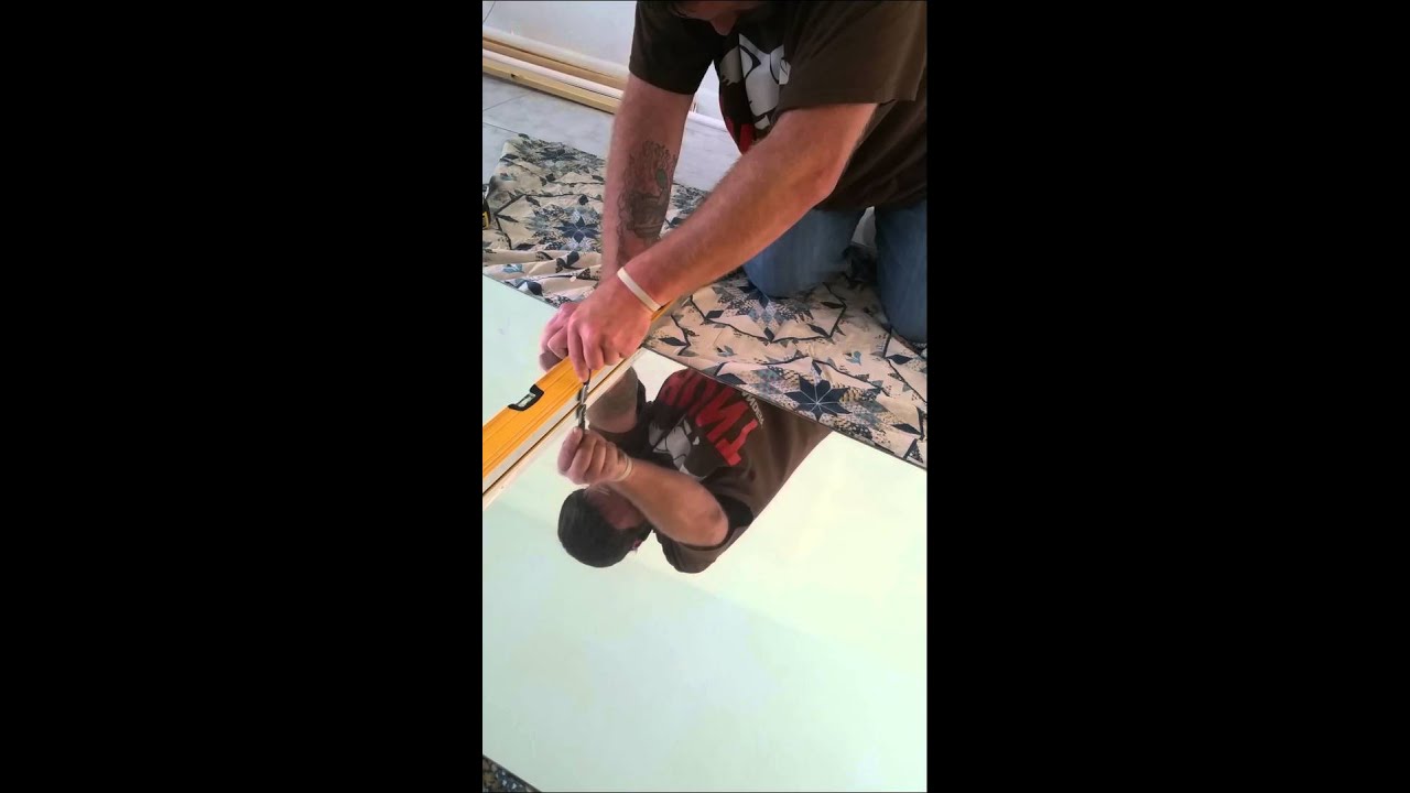 How to cut or trim an old mirror