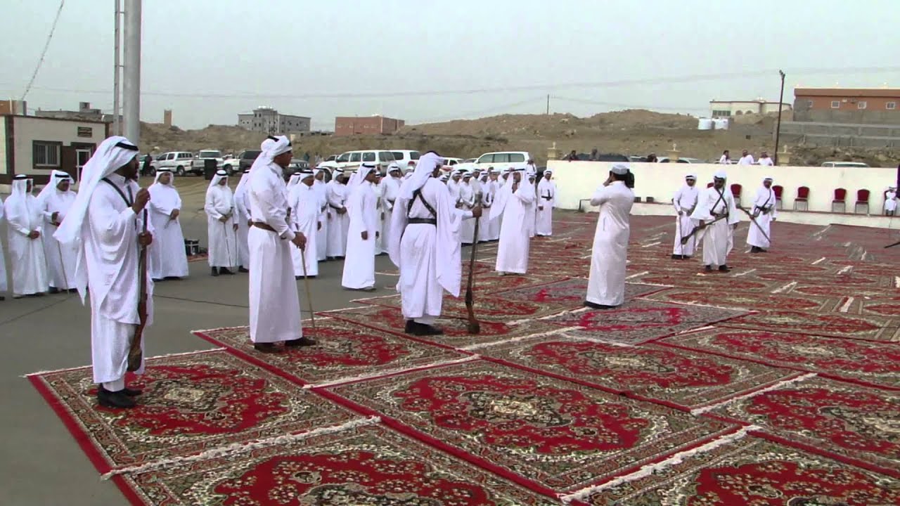 (2) مدقال ومشاركة فرقة شهران للفنون الشعبية في زواج محمد ابن الشيخ زامل بن سياف ابن الصفا
