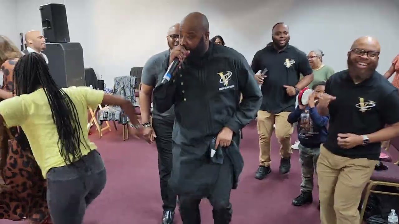 10/19/25 Sunday Morning Glory; Whole Church Praise Break #2🔥🔥🔥!