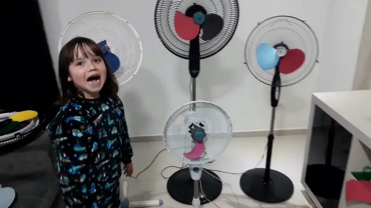VENTILADORES DE COLUNA COM HÉLICE QUEBRADA #britânia #ventisol #mondial . FAMÍLIA NATEL.