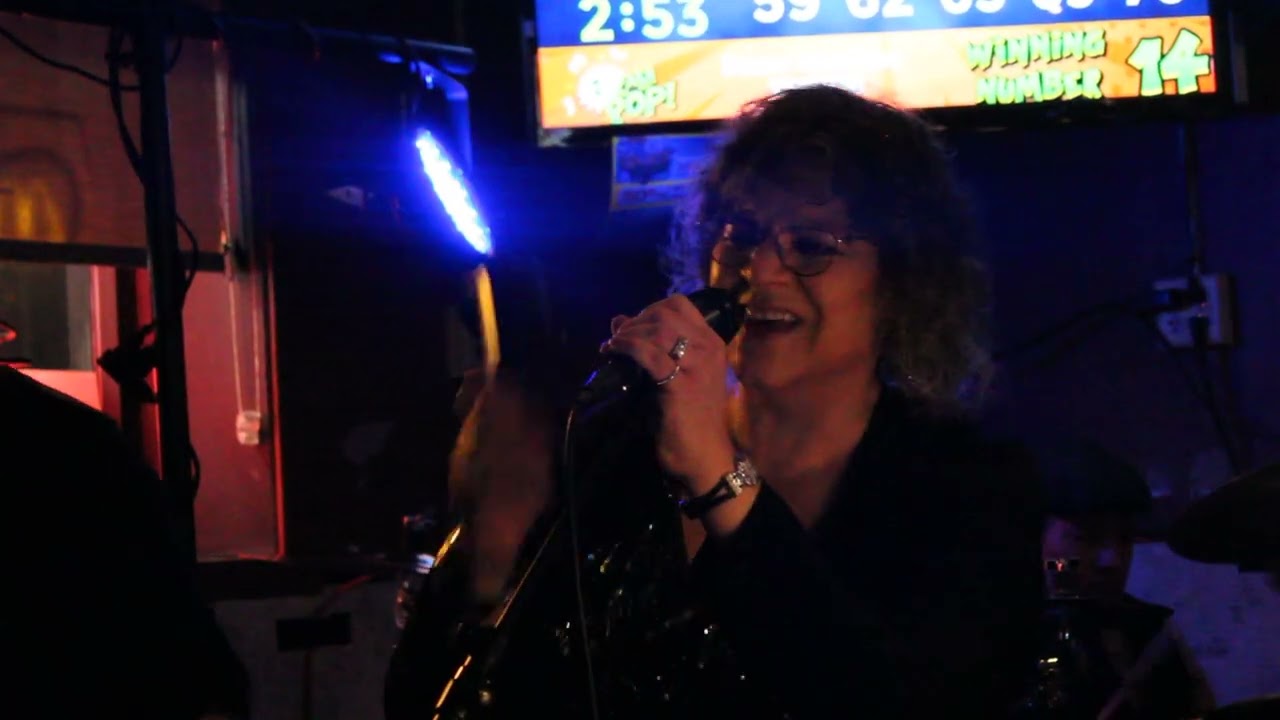 No Alibis performs their famous Santana medley - Bourbon and Brews - 12/31/2022
