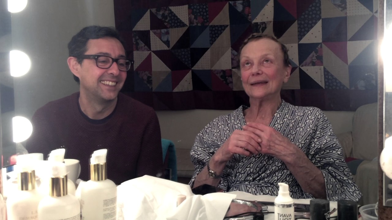 Marilu Marini et Pierre Maillet dans leur loge parlent de Copi #1