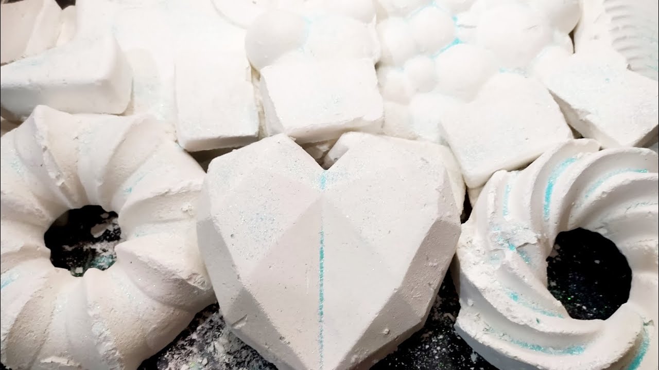 Squeaky Gym Chalk Reforms ,oddlysatisfying #asmr #squeaky