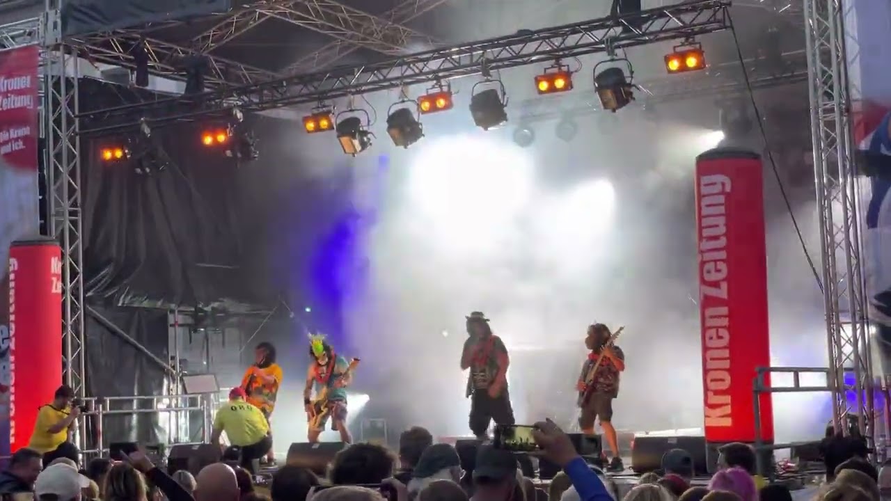 BadAss Soundfactory  - No Limit (2 Unlimited Cover) Live @ Altstadtzauber Klagenfurt 22