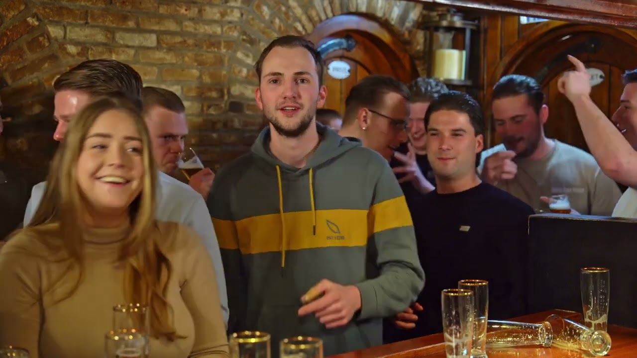 Bram Bechtold - Niet naar huis (Officiële videoclip)