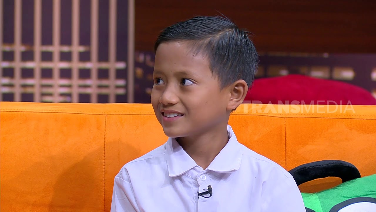 VIRAL, BOCAH PENJUAL SIOMAY UNTUK MENGHIDUPI KELUARGA | HITAM PUTIH (13/05/19) PART 1