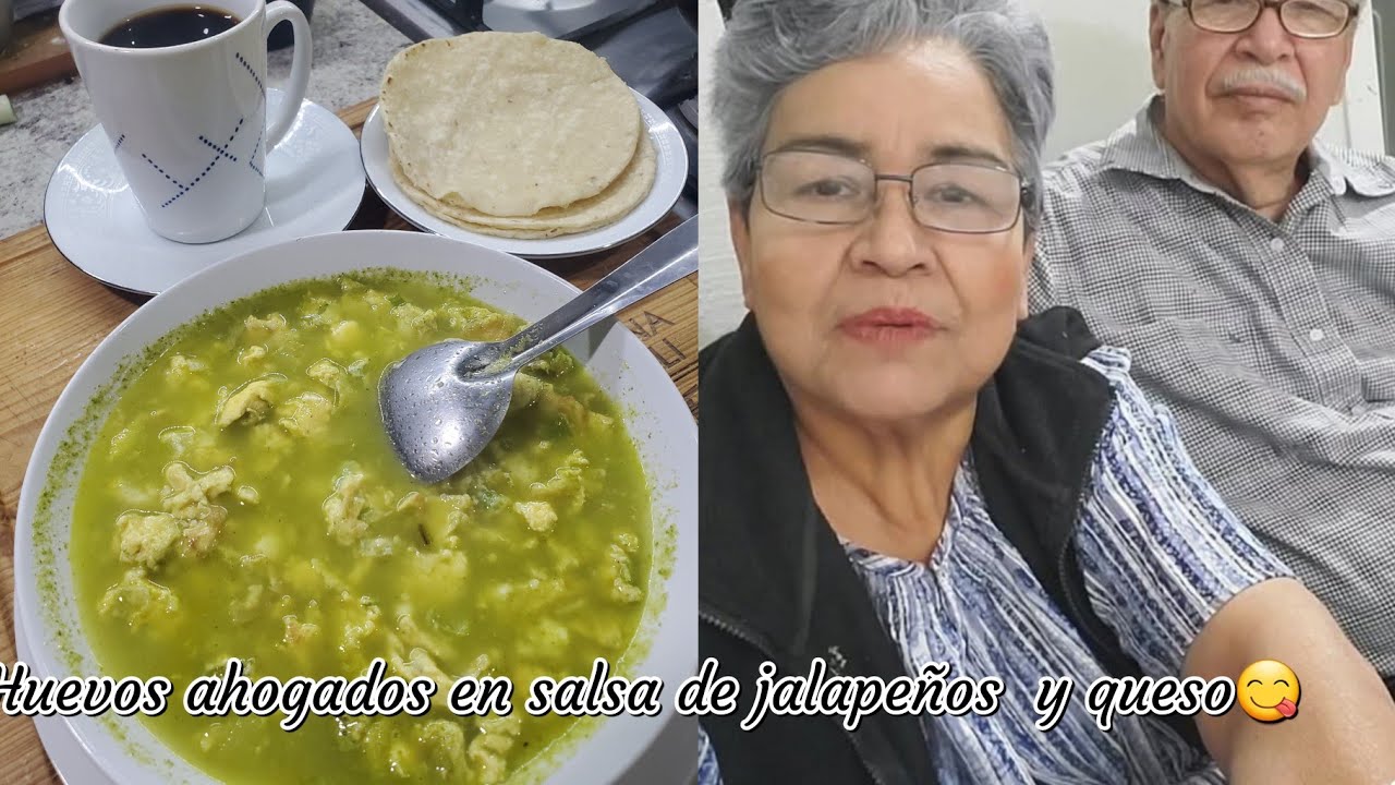 Huevos ahogados en salsa de jalapeños y queso.! 😋mmm.! 🧅🧀🫑🥚☕| Cocina Tutuli 