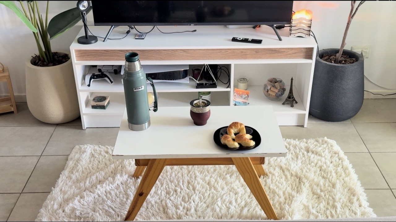 Silent vlog | slow Saturday in Buenos Aires: mate, groceries & movie night