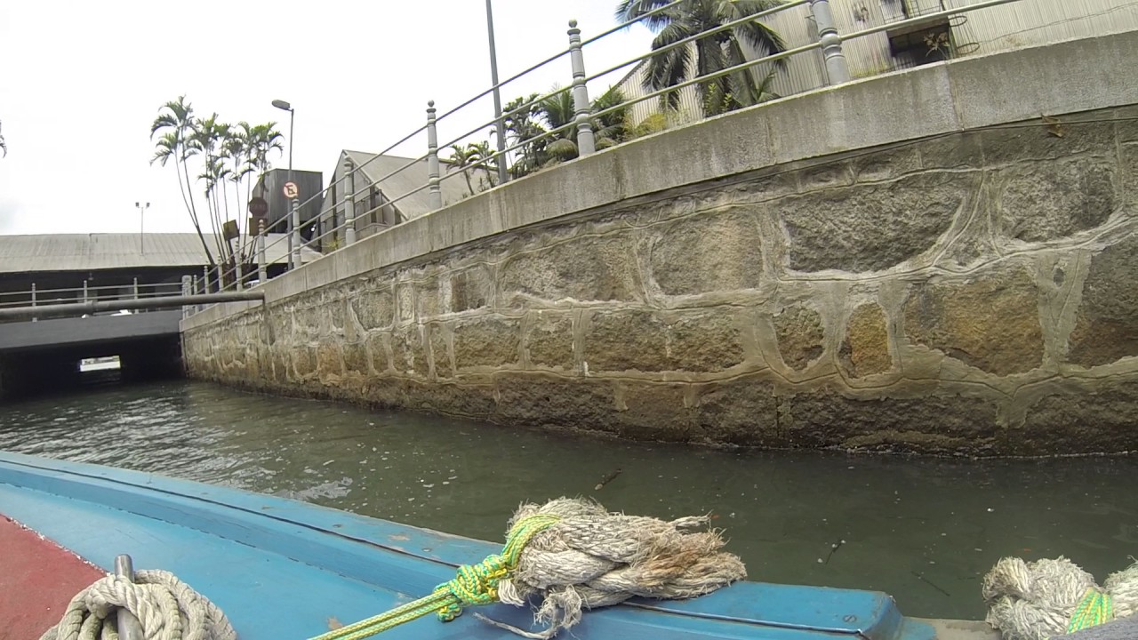 27.2.2017 Atravessando o Canal do Porto de Santos de catraia I -  Ida