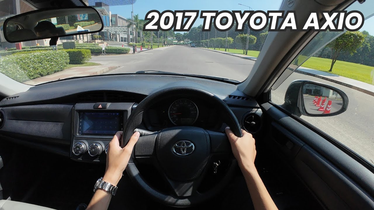 2017 Toyota Axio (Non-Hybrid) - Driving Impressions (POV)