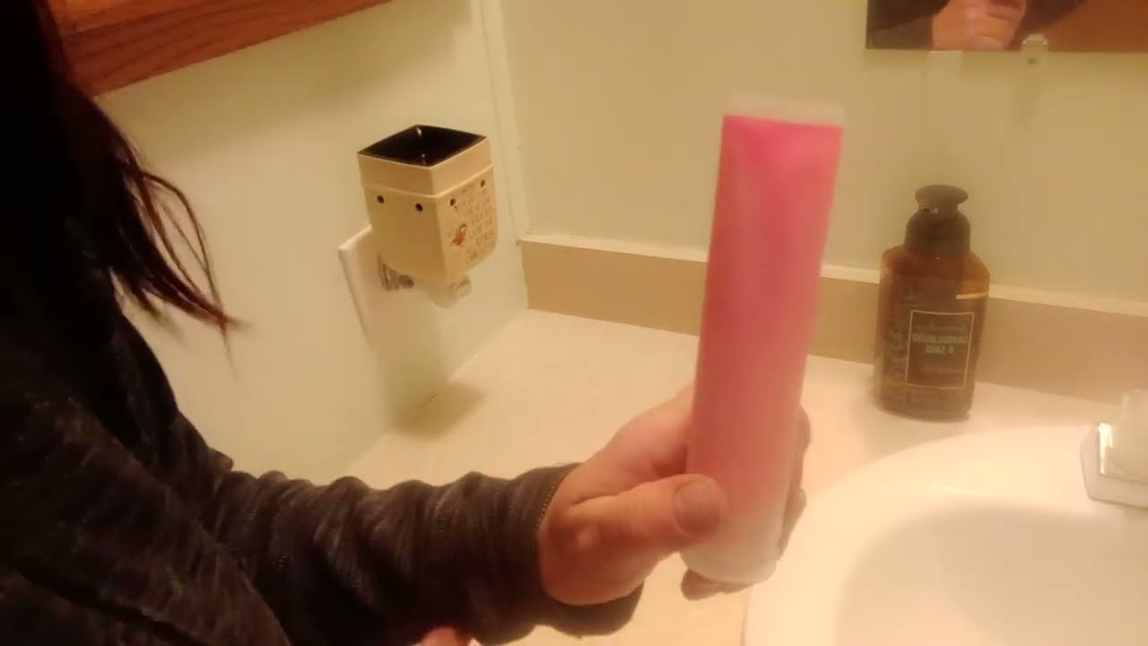 Testing my squeezable wax melts for the 1st time.