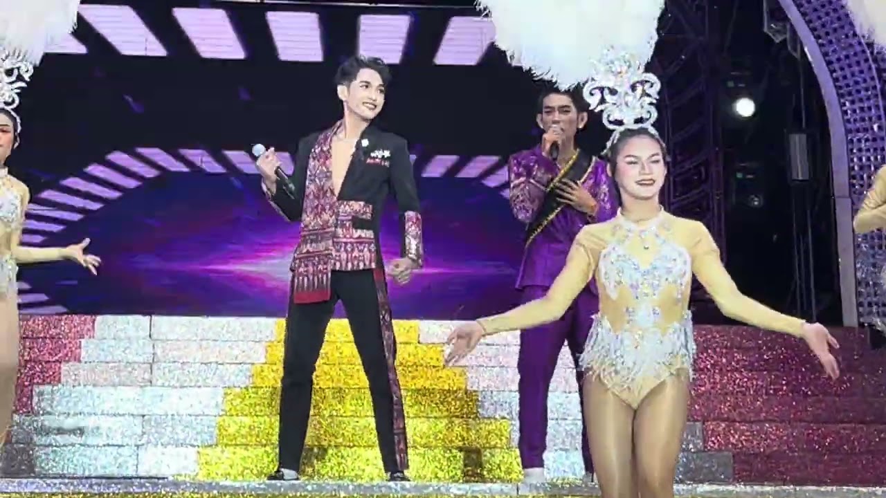 งานโชว์ที่ไม่ธรรมดาของหมอลำใหม่เกรียงไกร อิสานศิลป์