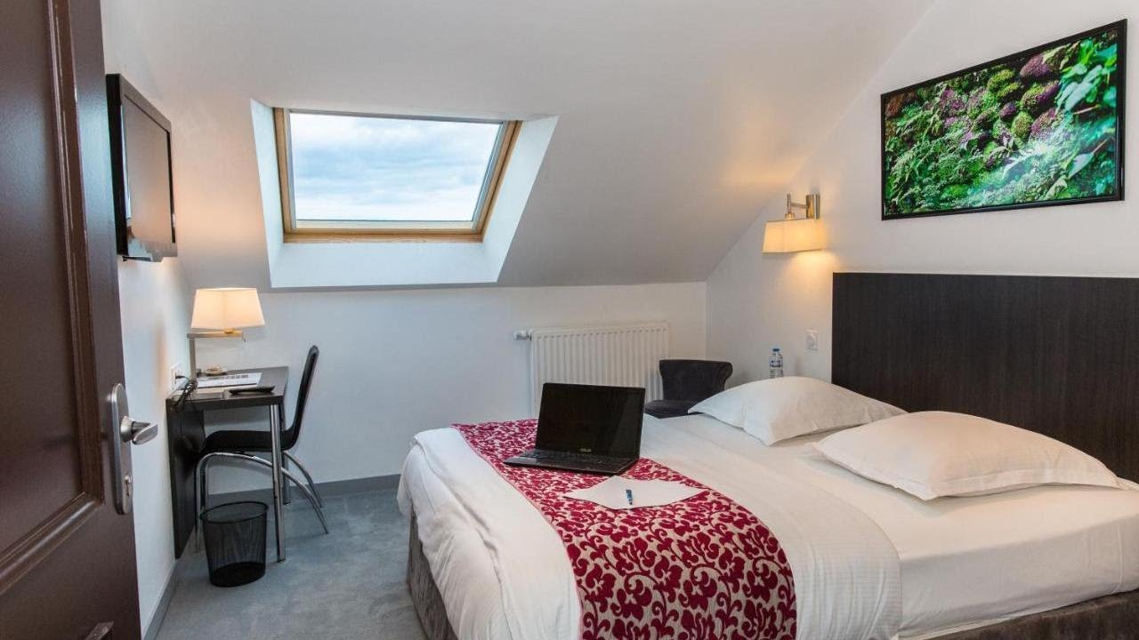 Hotel le Bellevue, Guer, France