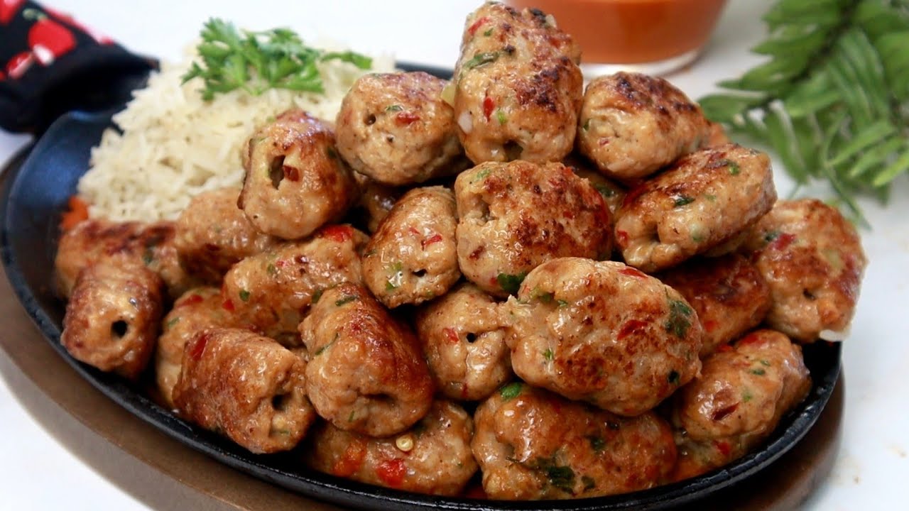 Удивительно ПРОСТОЙ и ВКУСНЫЙ рецепт куриного шашлыка!  С ОГРОМНЫМ рецептом соуса 😋