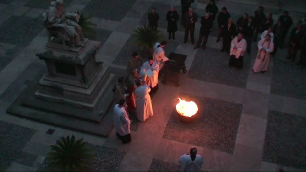 Lumen Christi..(Canto gregoriano)