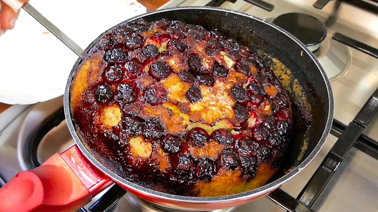 Вкуснее чем из духовки! Вишневый Пирог на Сковороде!
