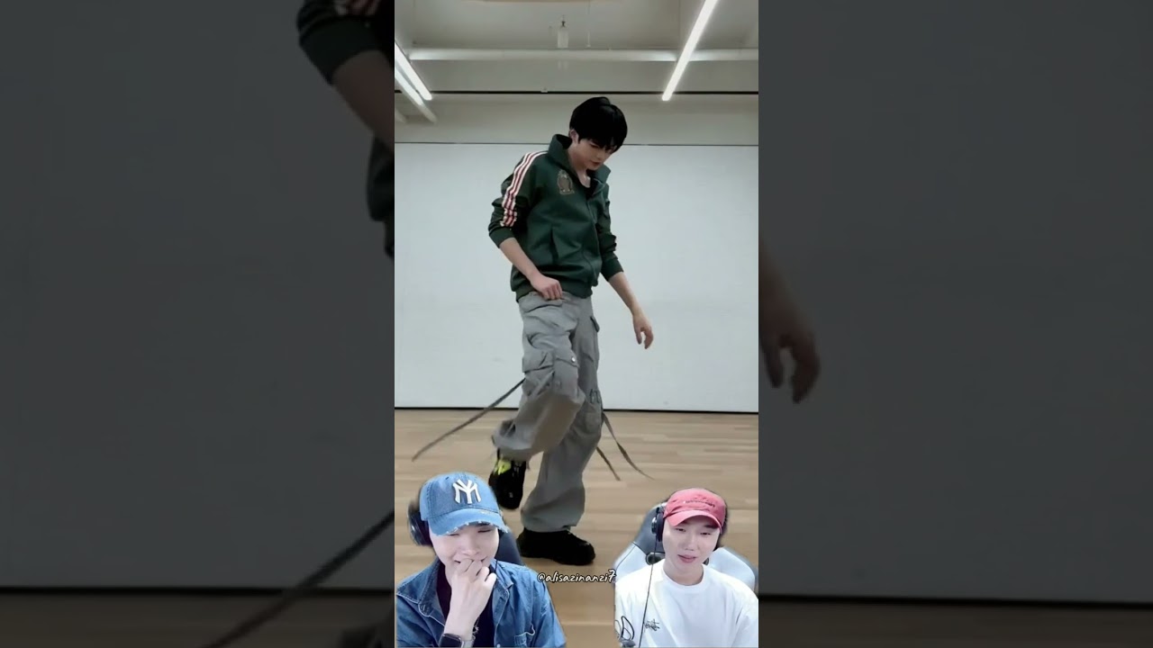 Minimin (korean reactor) reaction to Sung Hanbin Dance Livestream 250209