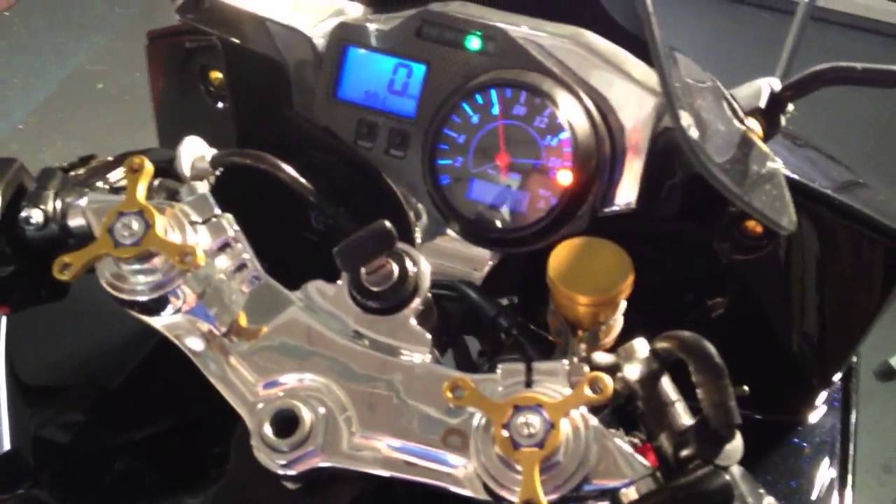 Triumph Daytona 600 Blackpearl