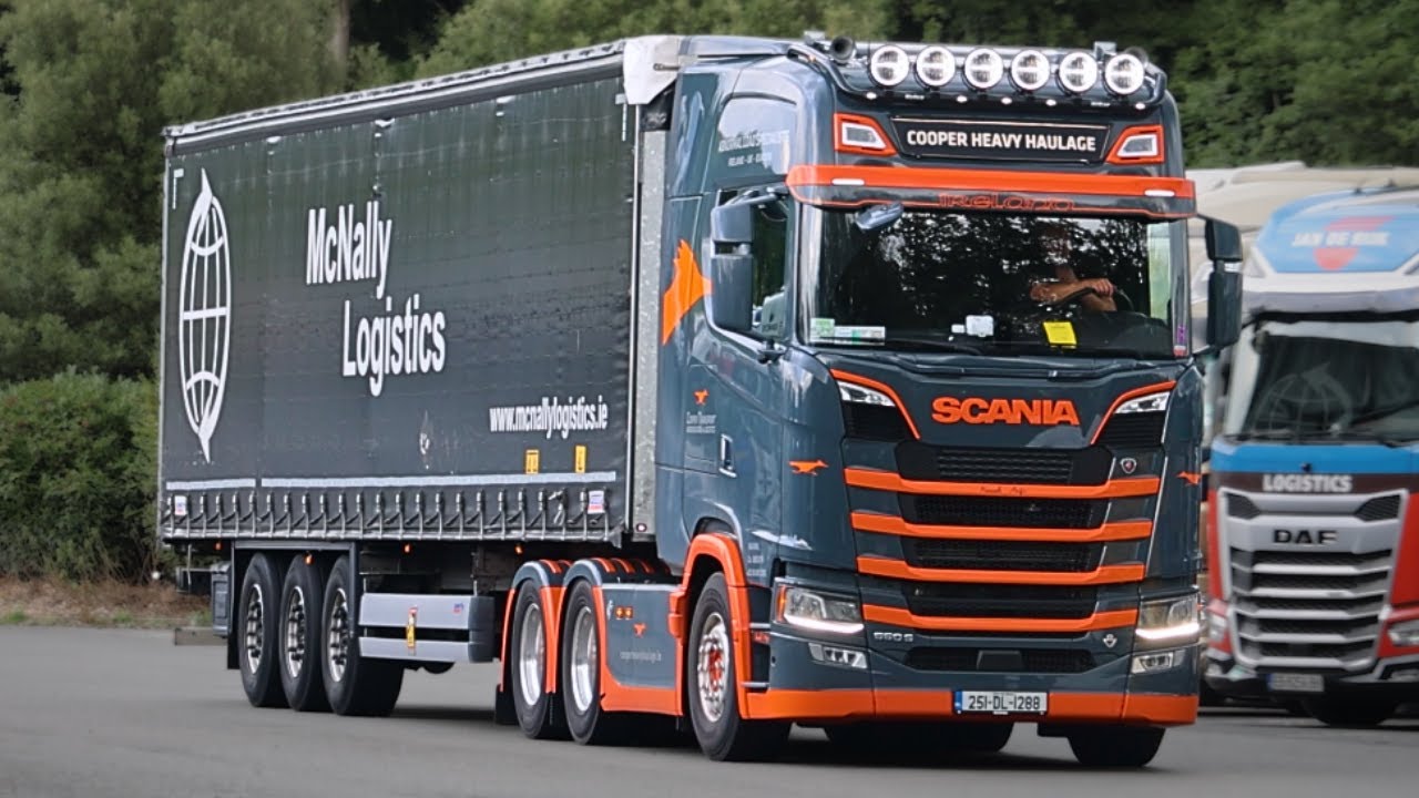 Evening Rush Hour at Beaconsfield Services | UK Truck Spotting #69