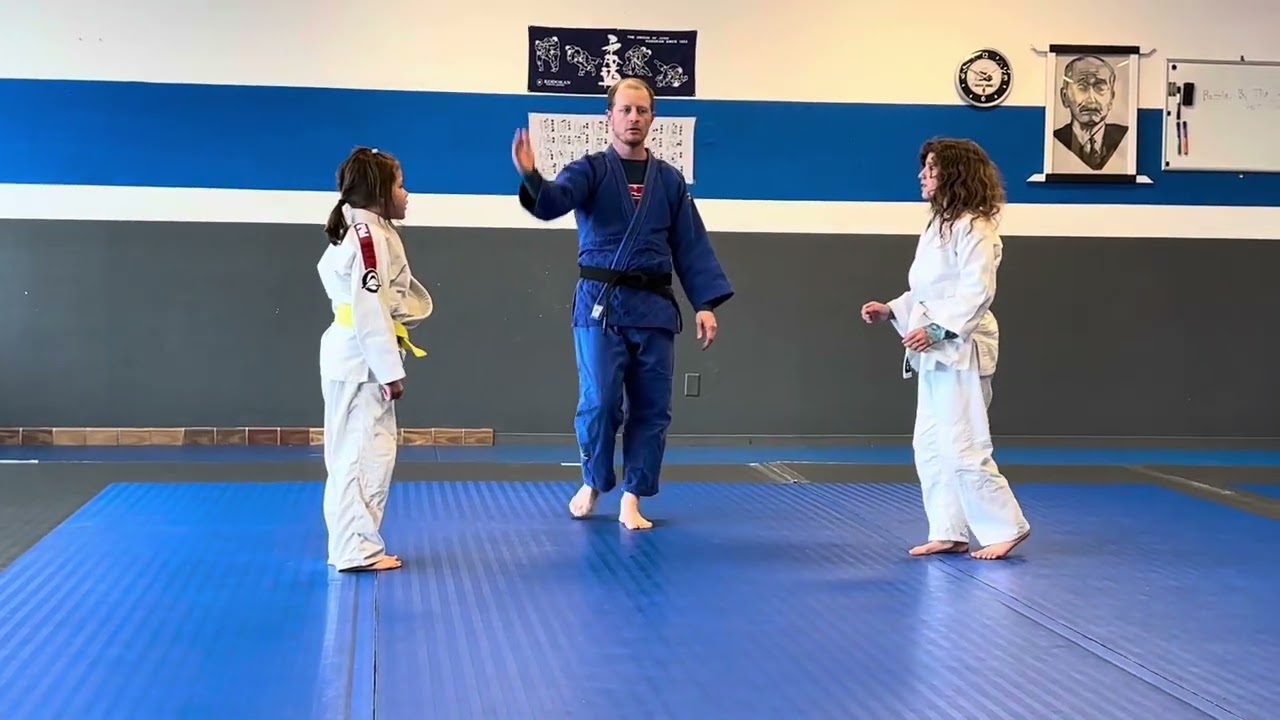 8-Year-Old Girl Amelia Nails Knee Drop Seoi-nage for Ippon Win!｜8歲女孩Amelia完美施展膝蓋落地背負投，奪得一本勝！