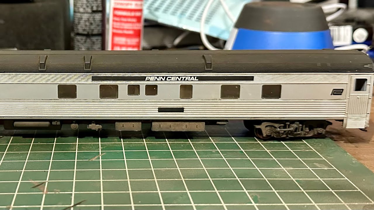 Weathering a Penn Central Baggage Dormitory Car Saturday Night Live Weathering