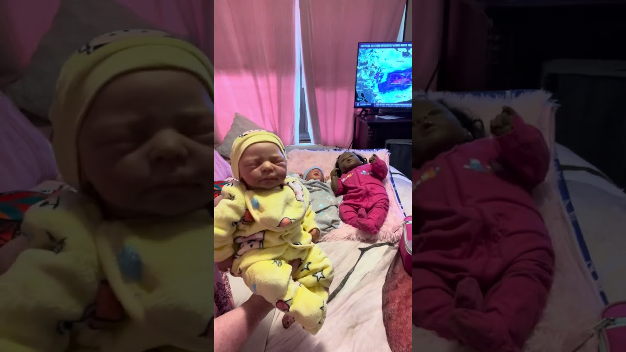 3 babies are getting a change into some cute outfits💜💜💜
