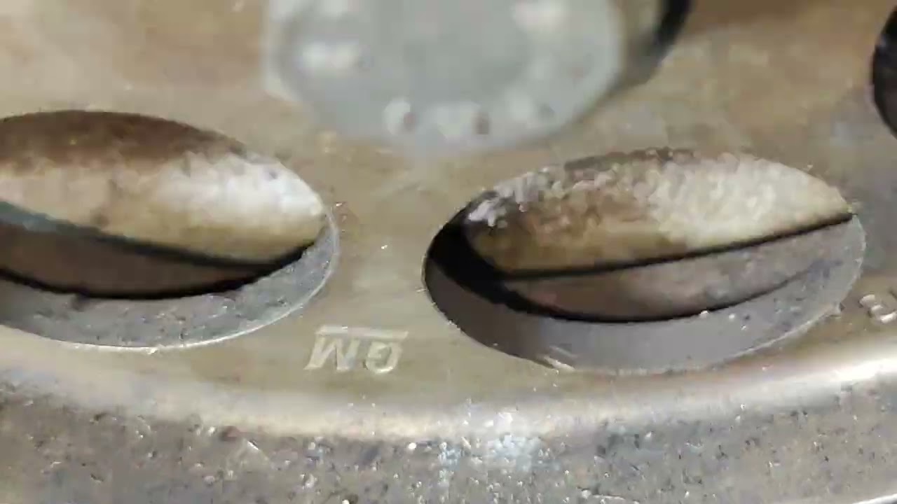 MONZA VECTRA KADETT IPANEMA GIRA O MOTOR MAIS NÃO PEGA, TROCARAM TUDO MAIS NÃO PEGA NA PARTIDA.