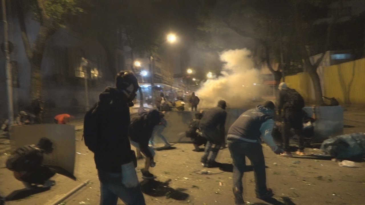 RJ: Imagens da her&oacute;ica resist&ecirc;ncia das massas &agrave; viol&ecirc;ncia da PM no ato 'Fora Temer'