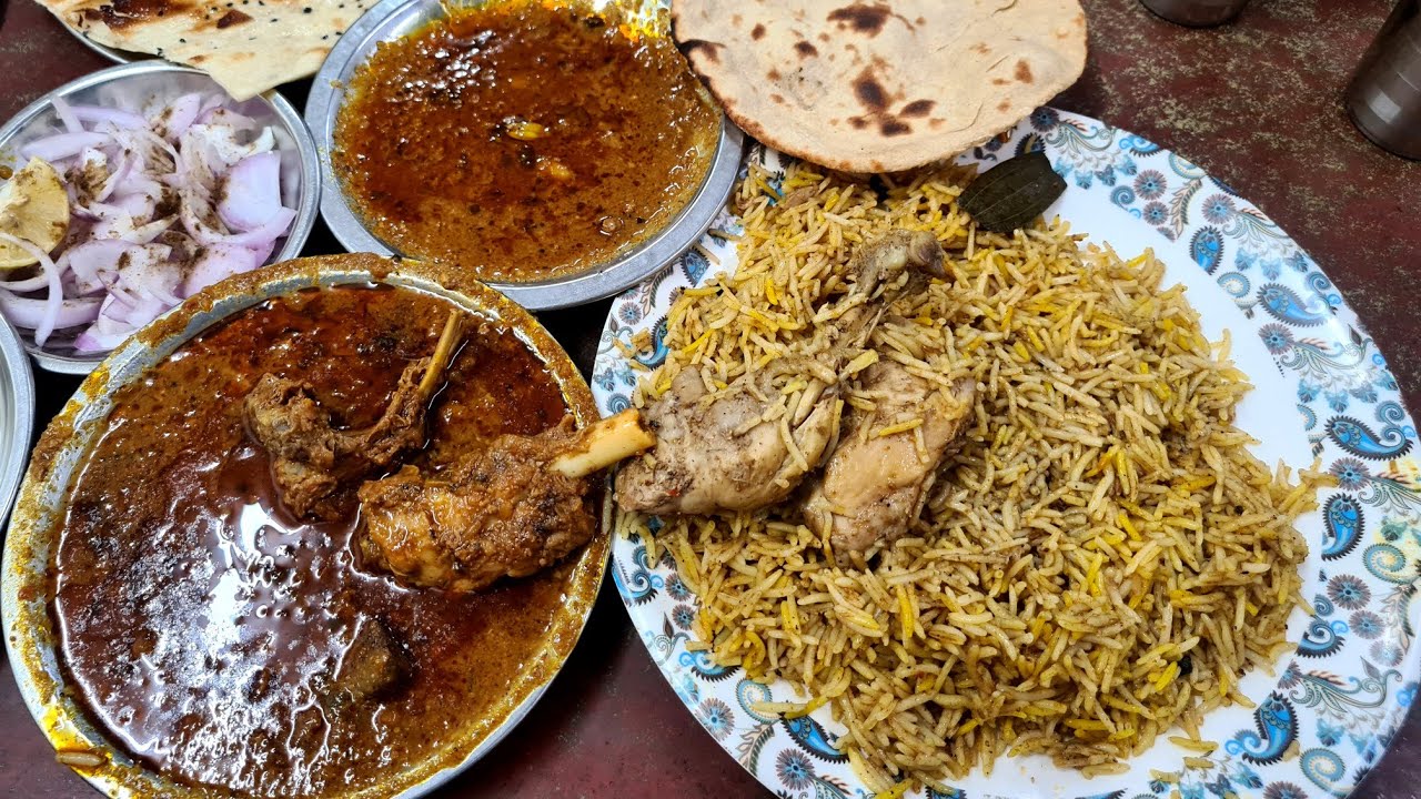 Pehelwan Da Dhaba Ka Desi Ghee Mutton Stew & Mutton Korma Actor Dilip Kumar 1982 Mai Inko Visit kia
