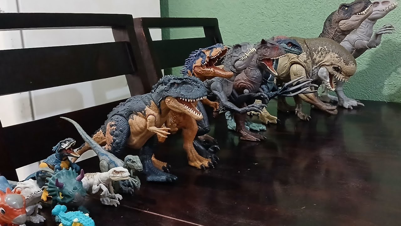 viendo los dinos por tamaños, AVENTURAS JURASSICAS  SUPER GENIALES 
