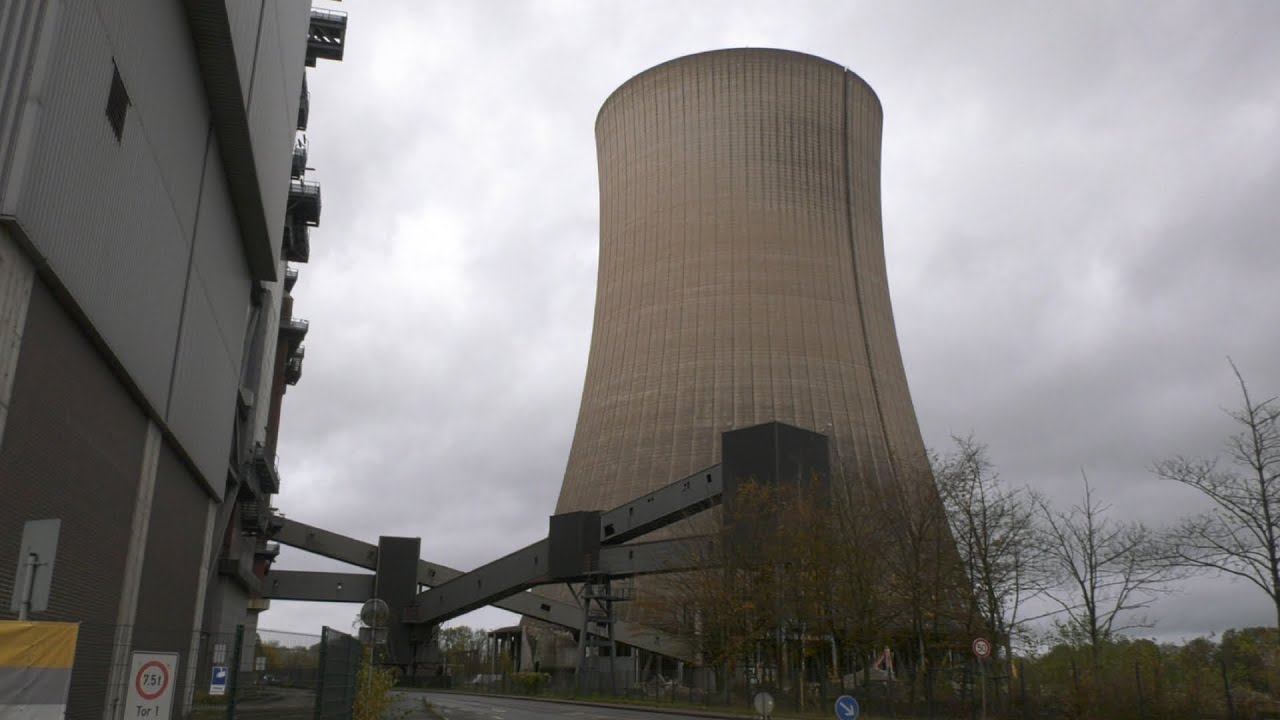 Kraftwerk Voerde - Rückbau - Teil 1 - Sprengung des Kühlturms