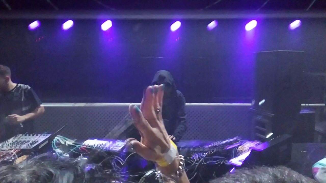 SNTS live @ Industrial Copera 05/11/2016