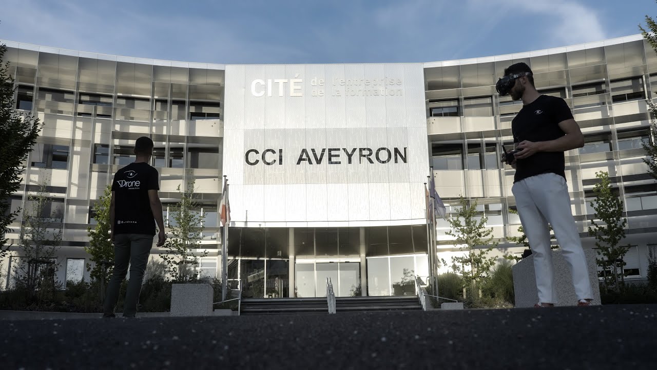 Room Tour Cité de l’Entreprise et de la Formation (Rodez) - One Shot FPV - VDrone Production