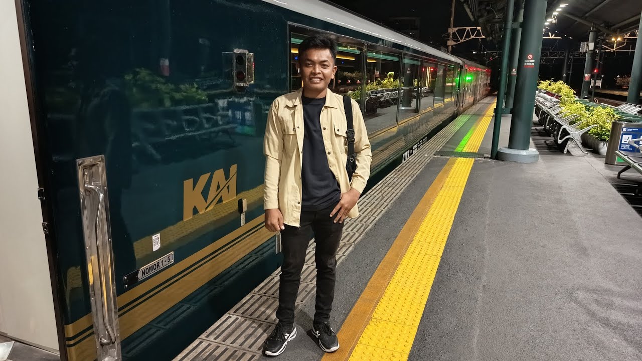 Naik Panoramic KA pangandaran Banjar- gambir