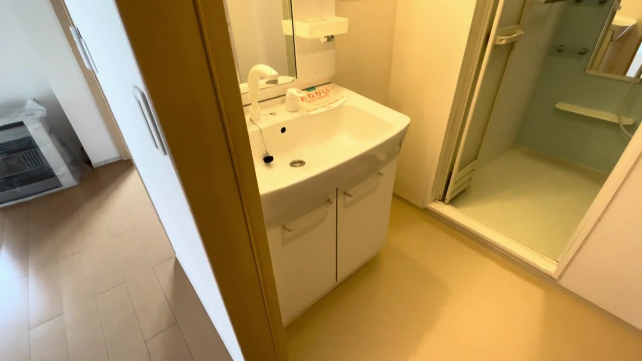 Un Calmly　1号館　201号室　函館市深堀町４０番６号