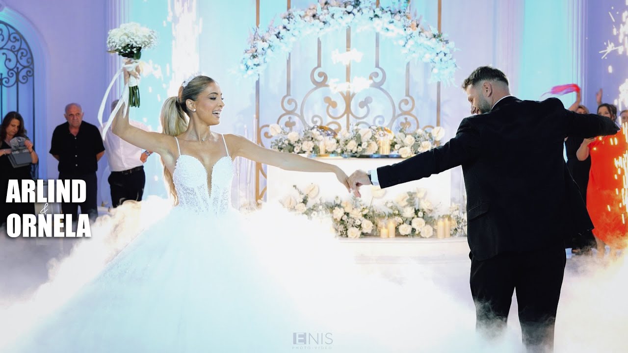 Dasma Shqiptare - Hyrja e &ccedil;iftit ndryshe nga t&euml; tjerat.