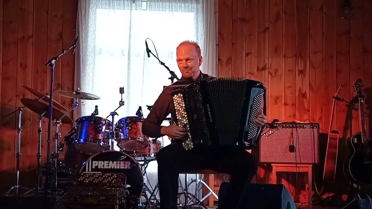 Øivind Farmen ❤️🥰🪗🎇🎆🎇🎶🎵🎶🎵🎶🎵🎵✨️✨️✨️✨️✨️✨️ 