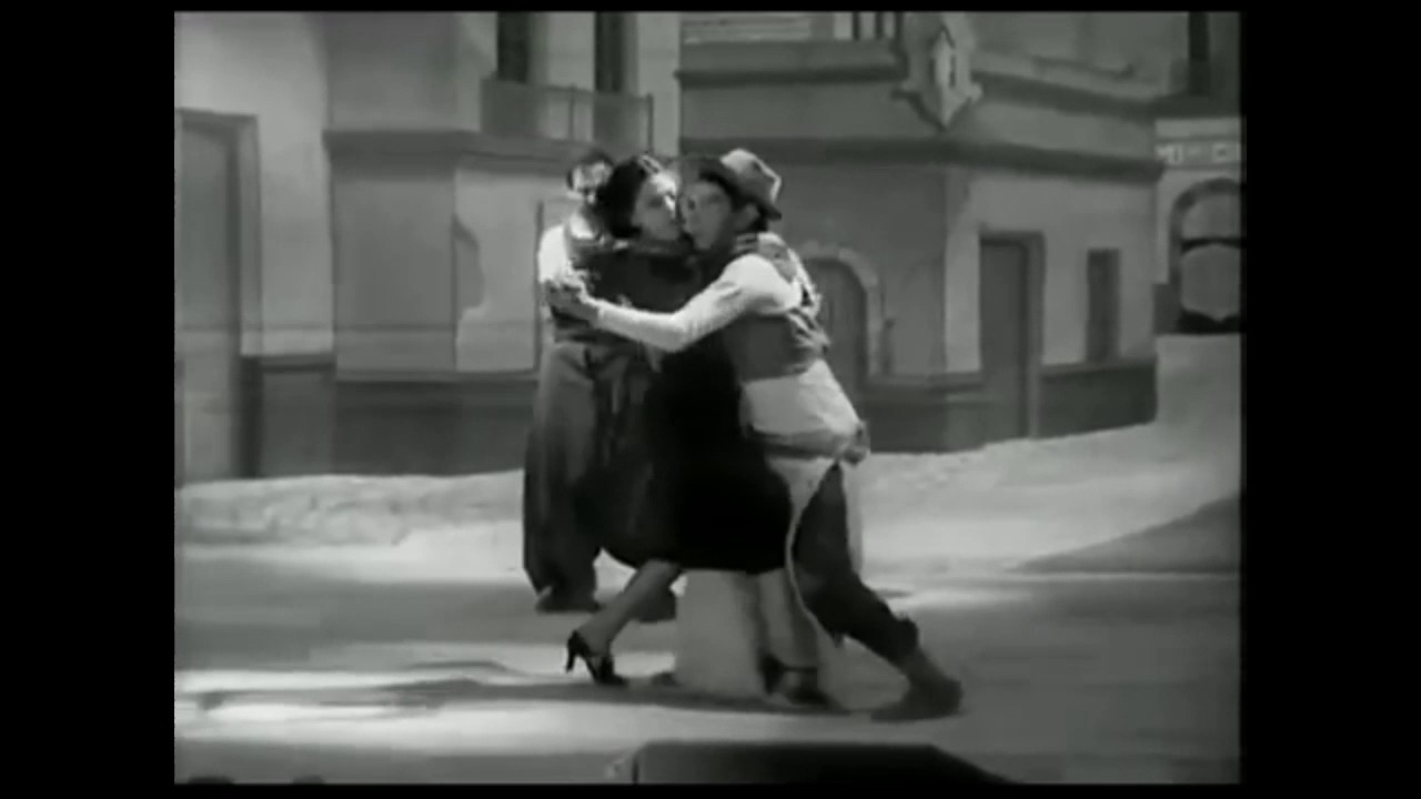 Cantinflas bailando bachata de Luis Vargas