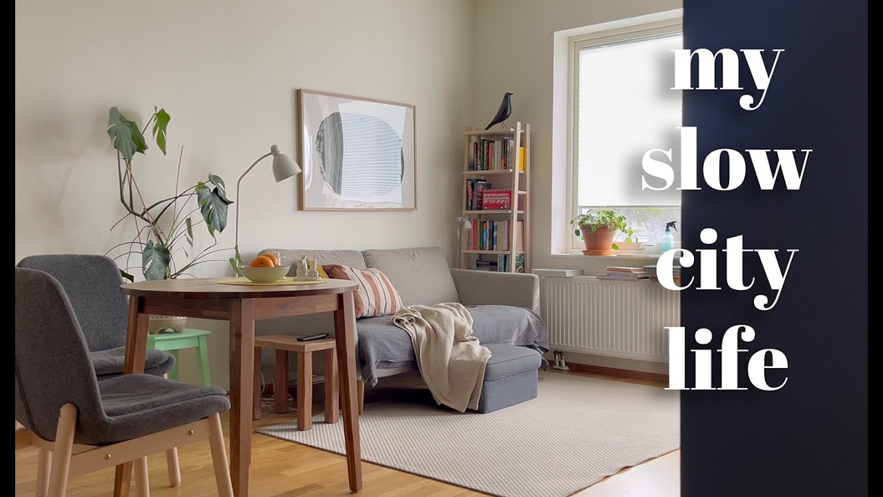 A calm home in Oslo, Norway / Flea market / Halloumi cakes