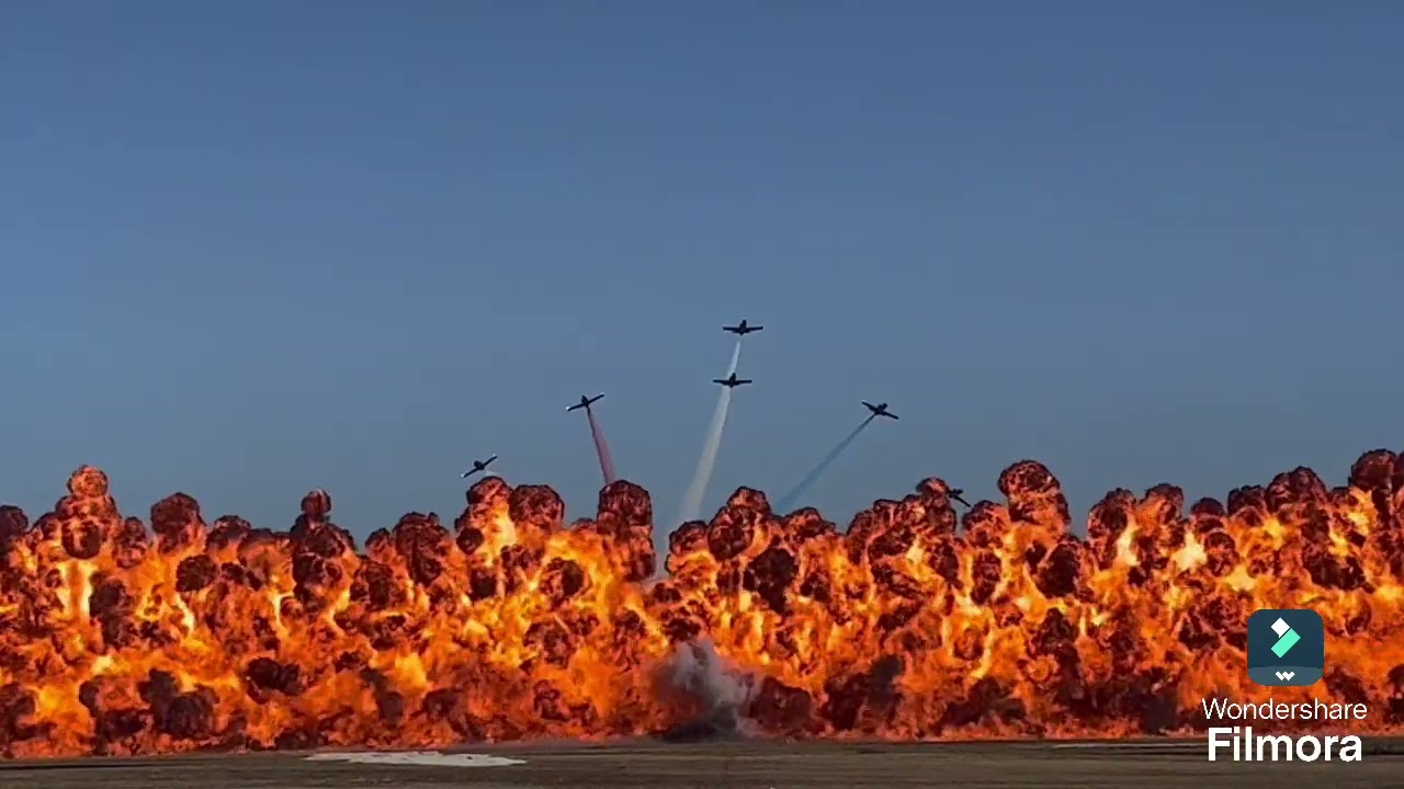 Air show jet patriots 2024 grand final wall of fire