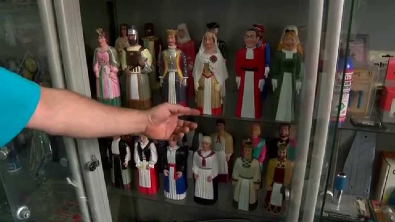 RUBÉN PLATERO CREADOR DE GIGANTES DE GOMA - RUBEN PLATERO PLASTIKOZKO ERRALDOIEN SORTZAILEA