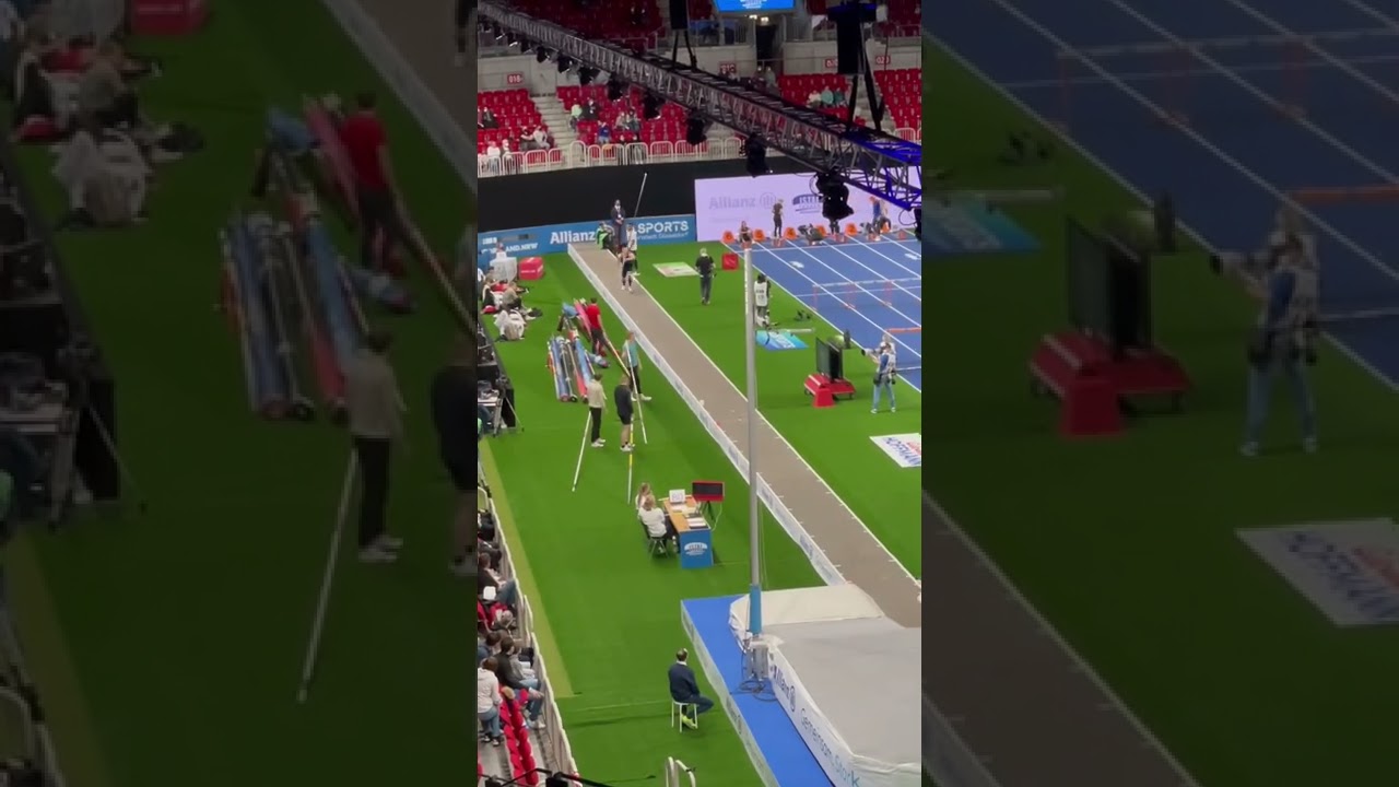 Cool salto by Matt Ludwig during warm up for pole vault competition at ISTAF D&uuml;sseldorf #athletics