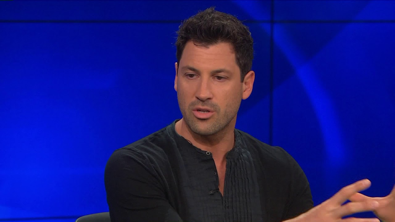 Maksim Chmerkovskiy on Fatherhood & Touring with the Family