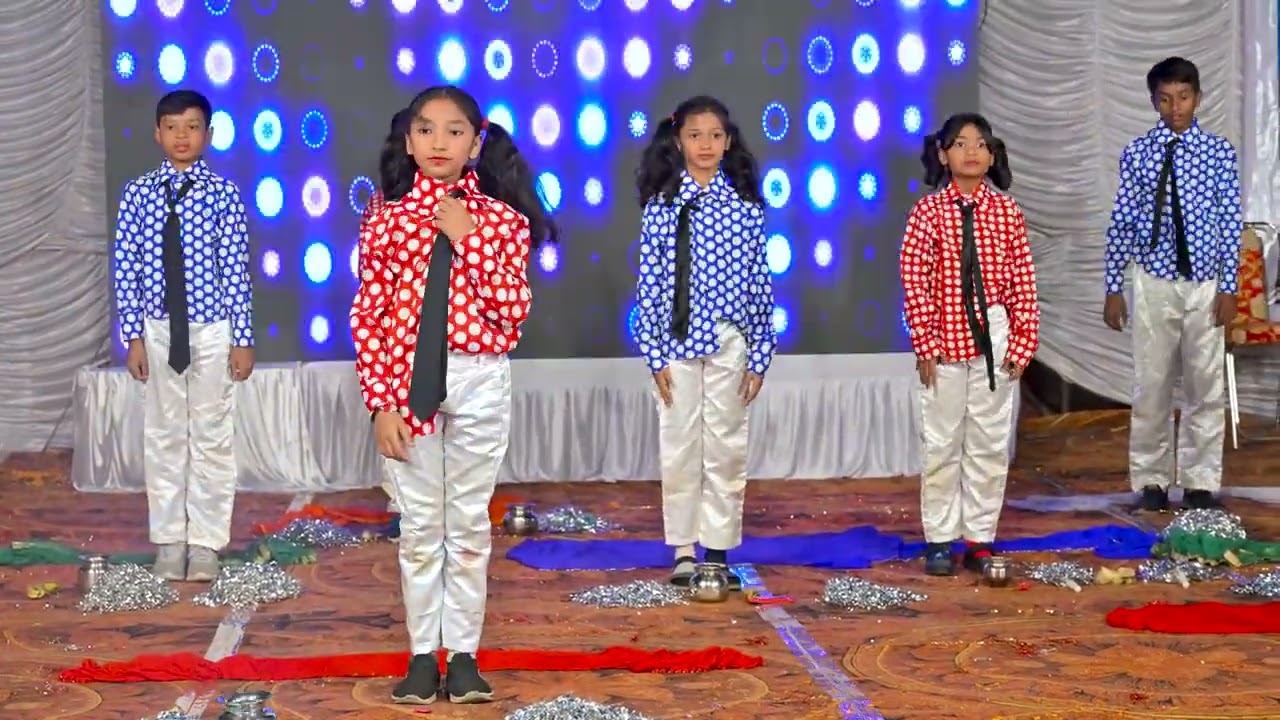 Lazy dance by Class 4th students