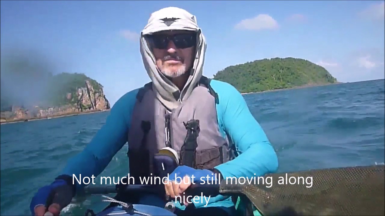 Sea-kayaking in Far Nth Queensland