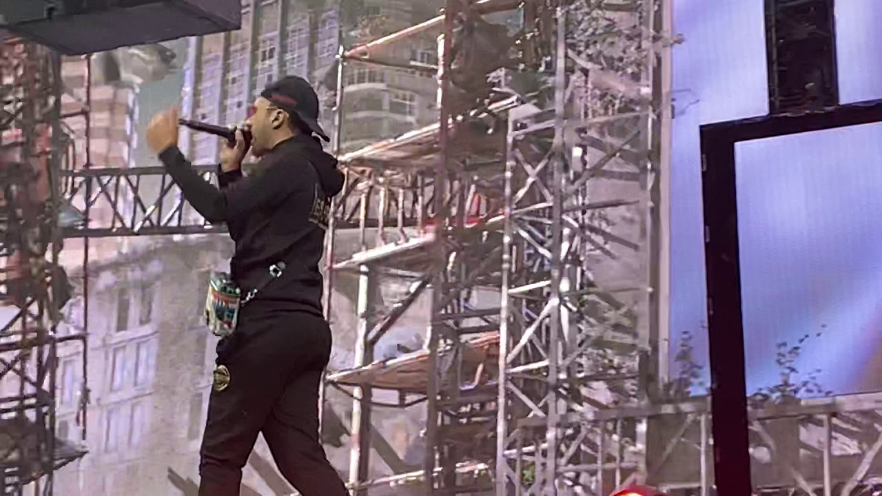 HEUSS L ENFOIRÉ  KHAPTA première partie de GIMS stade de France 28.09.2019