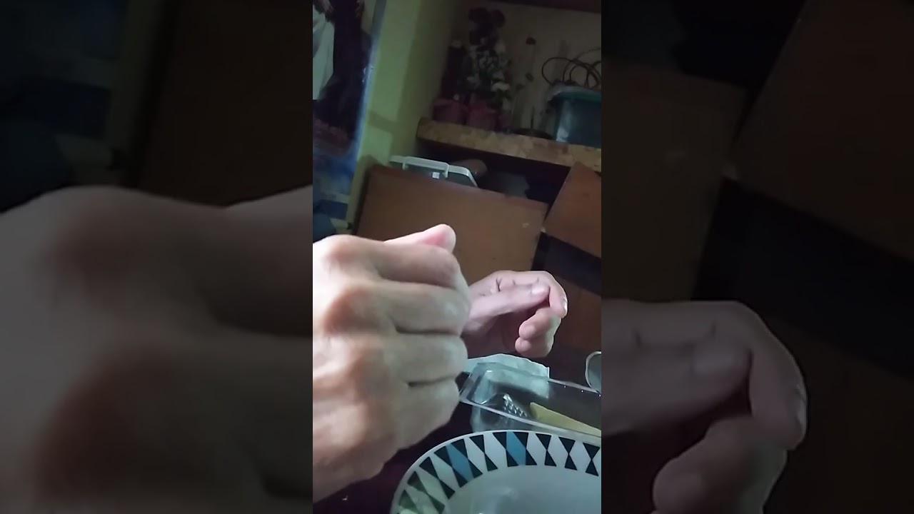 ASMR ( Comiendo galletitas con queso !