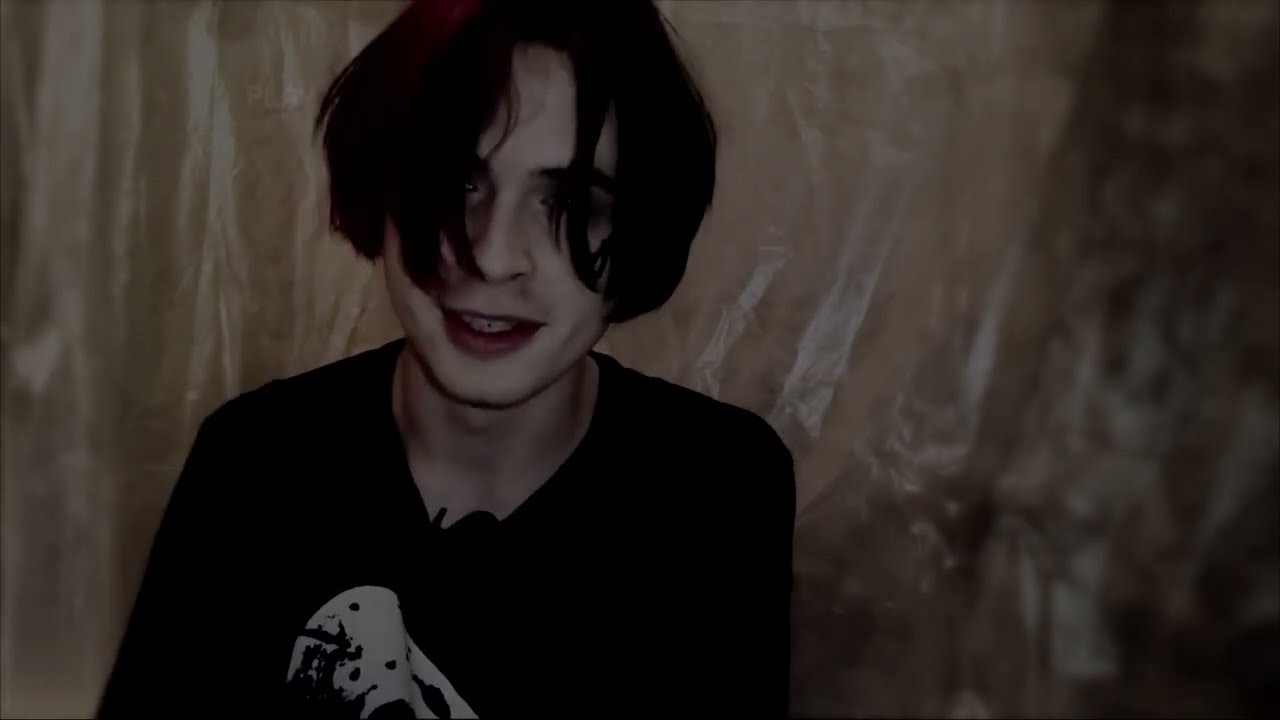 Синдром Восьмиклассника - Таскаю за собой свой труп ( текст )