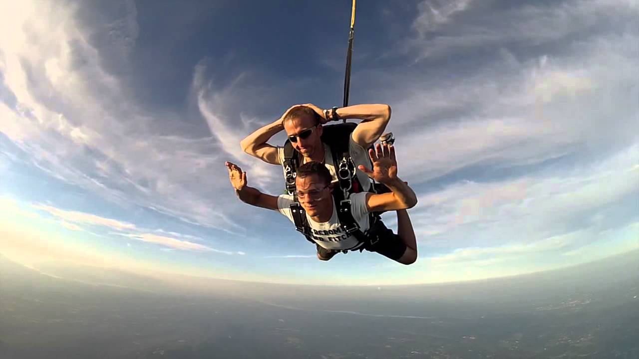 Brad skydiving @ Skydive the Ranch